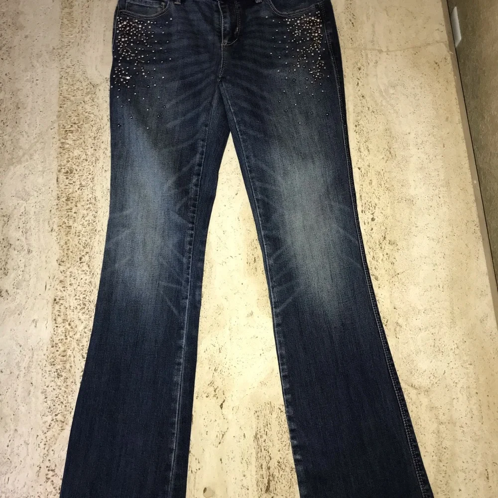 White House Black Market Blue Embellished Jeans - Picture 15 of 16